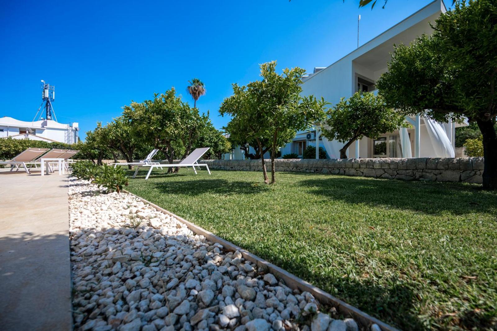 Villa Venera Fontane Bianche Charme Apartments Экстерьер фото