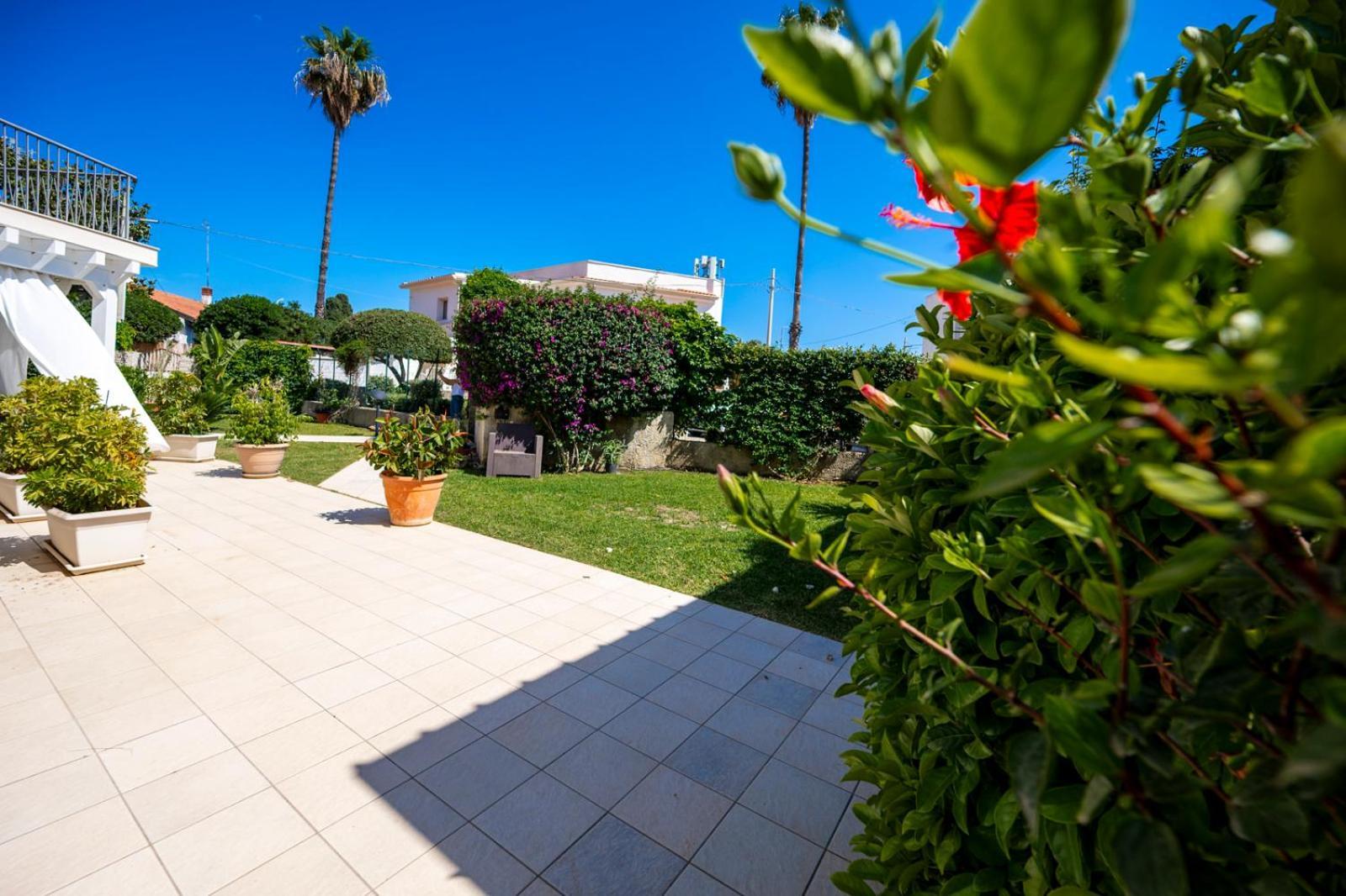 Villa Venera Fontane Bianche Charme Apartments Экстерьер фото