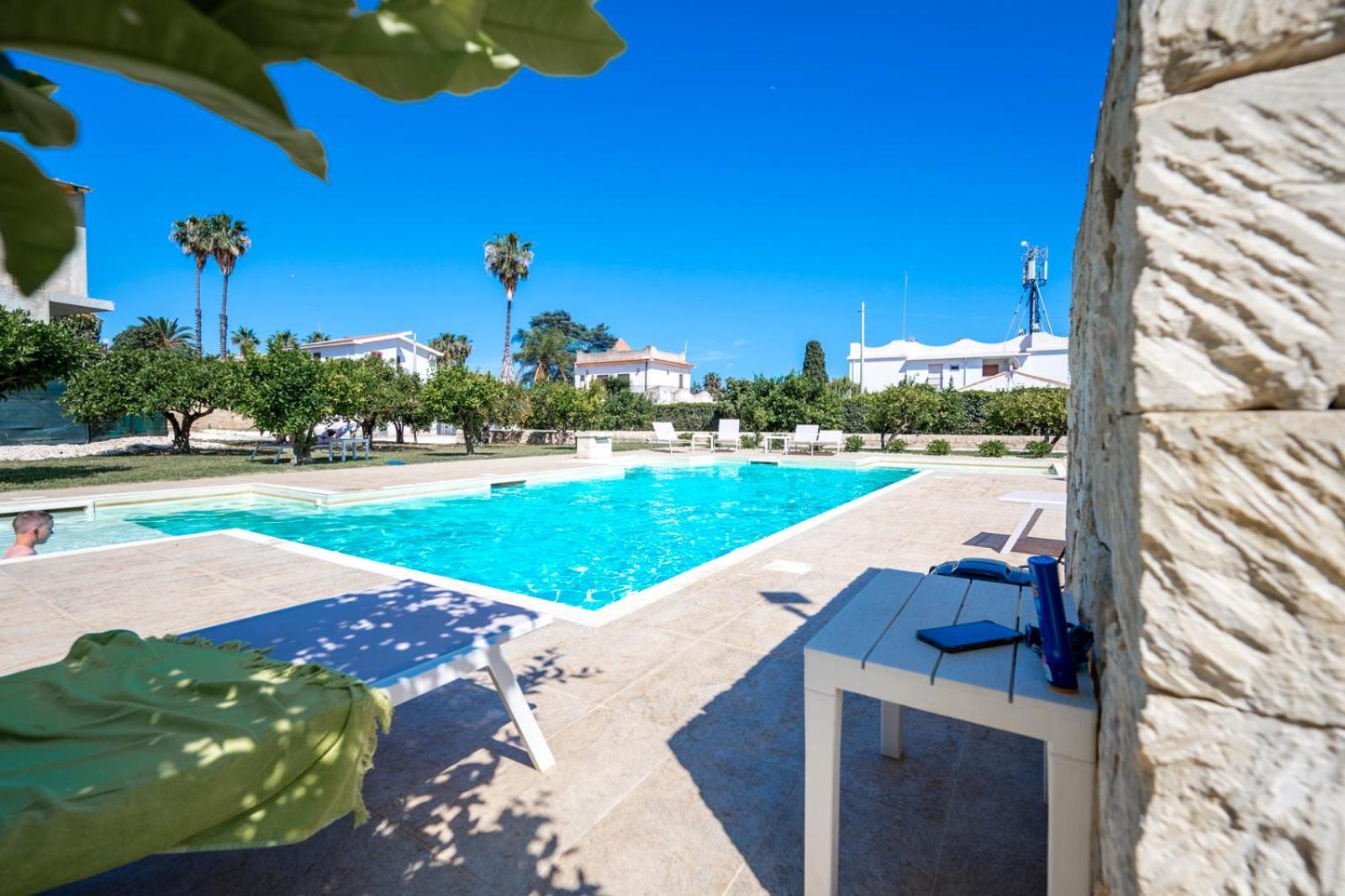 Villa Venera Fontane Bianche Charme Apartments Экстерьер фото